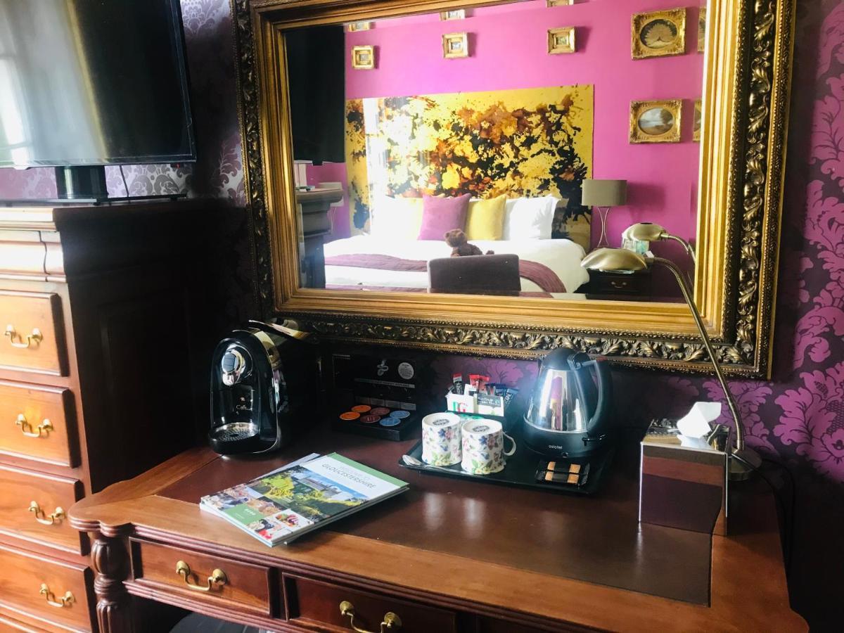Clarence Court Hotel Cheltenham Bagian luar foto