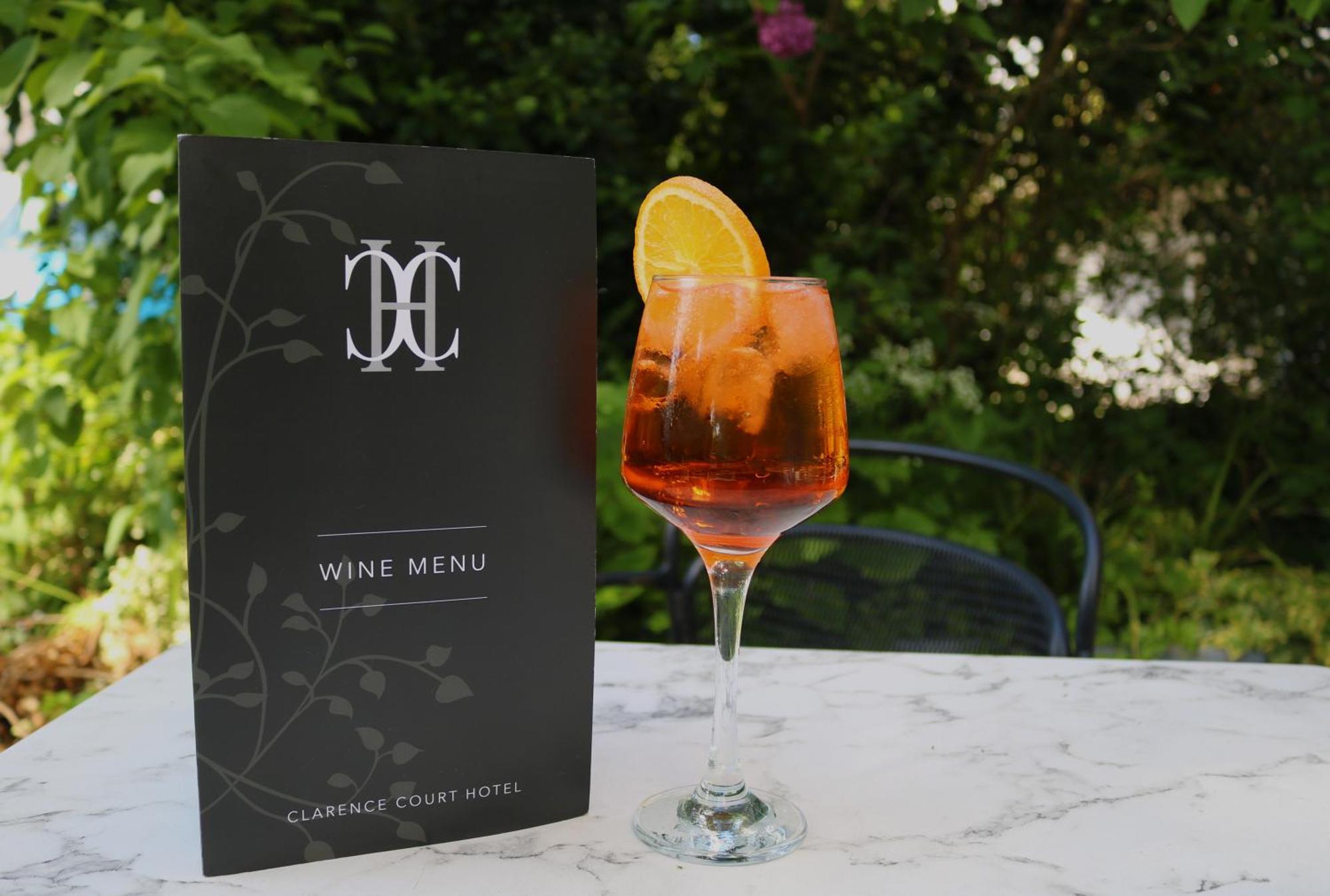 Clarence Court Hotel Cheltenham Bagian luar foto
